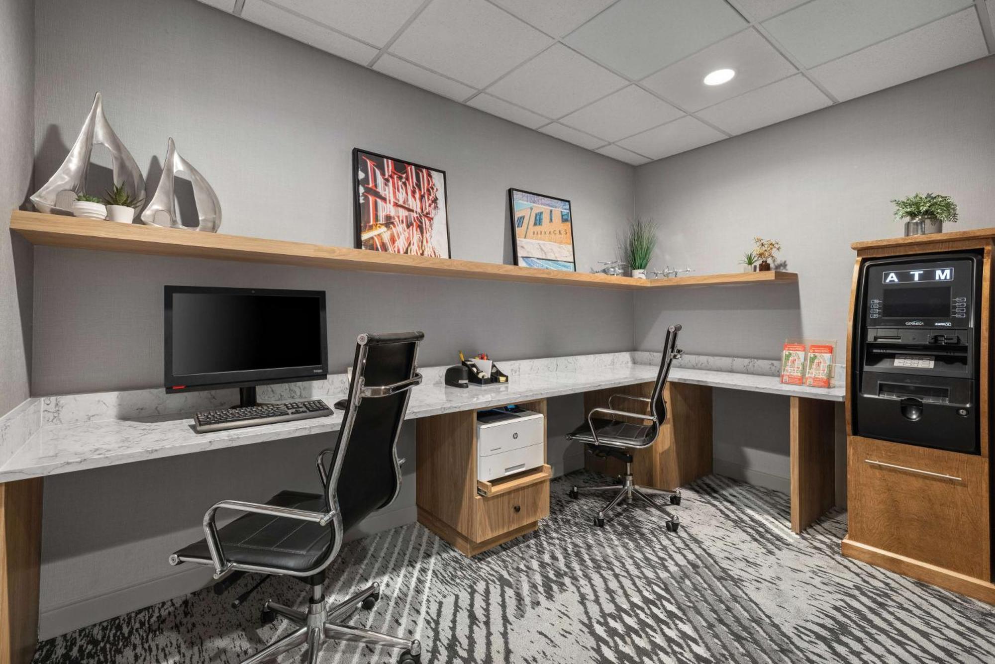 Homewood Suites By Hilton San Diego Airport-Liberty Station Exteriör bild