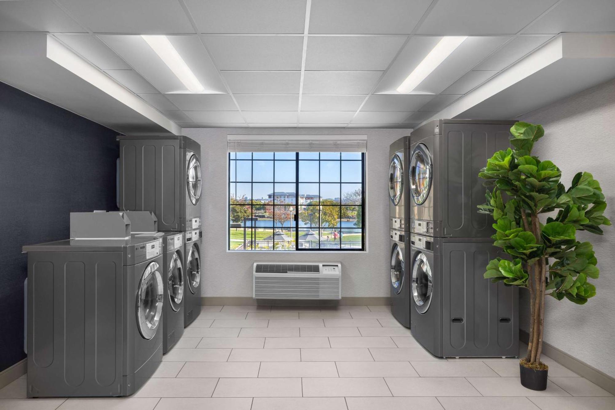 Homewood Suites By Hilton San Diego Airport-Liberty Station Exteriör bild