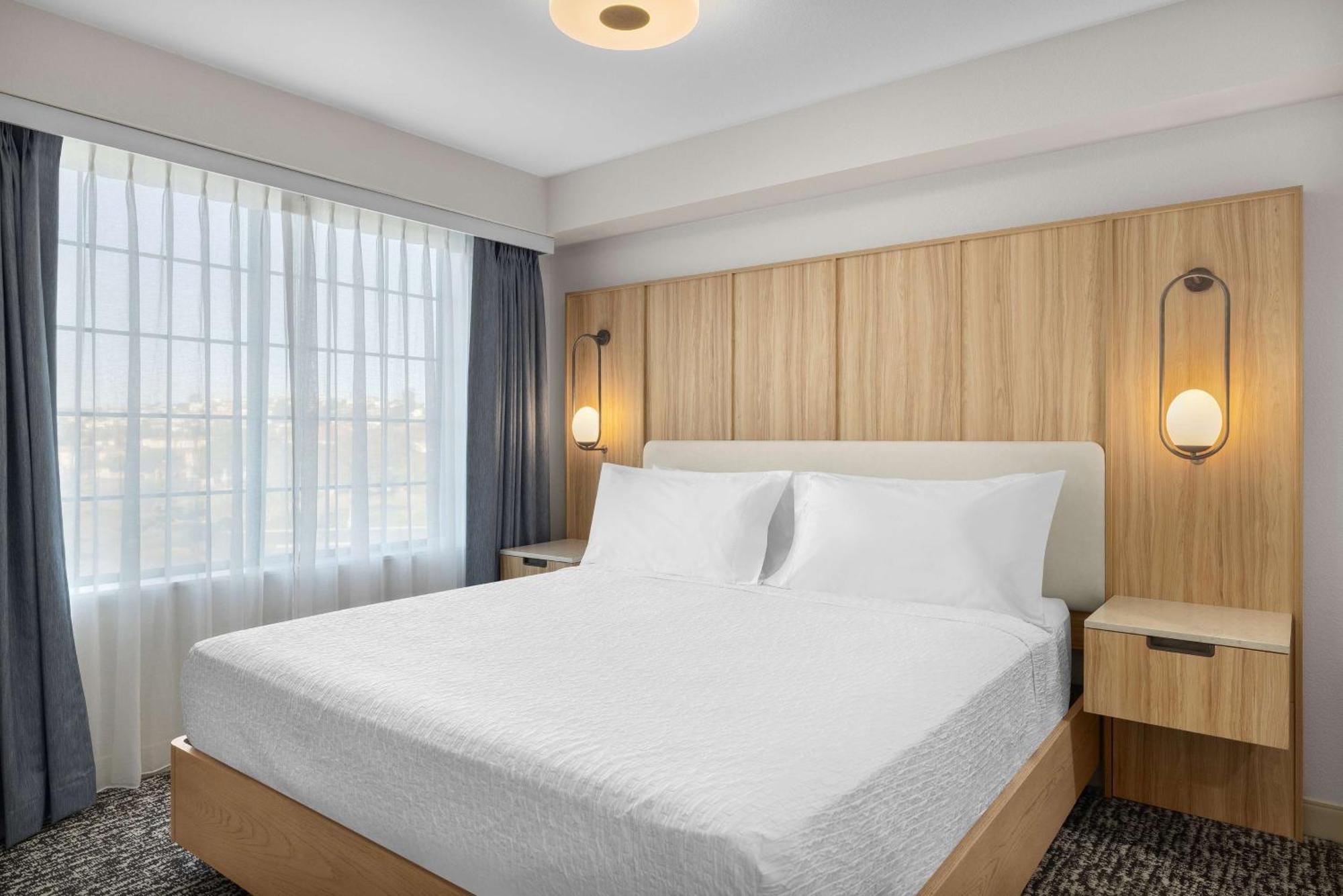 Homewood Suites By Hilton San Diego Airport-Liberty Station Exteriör bild