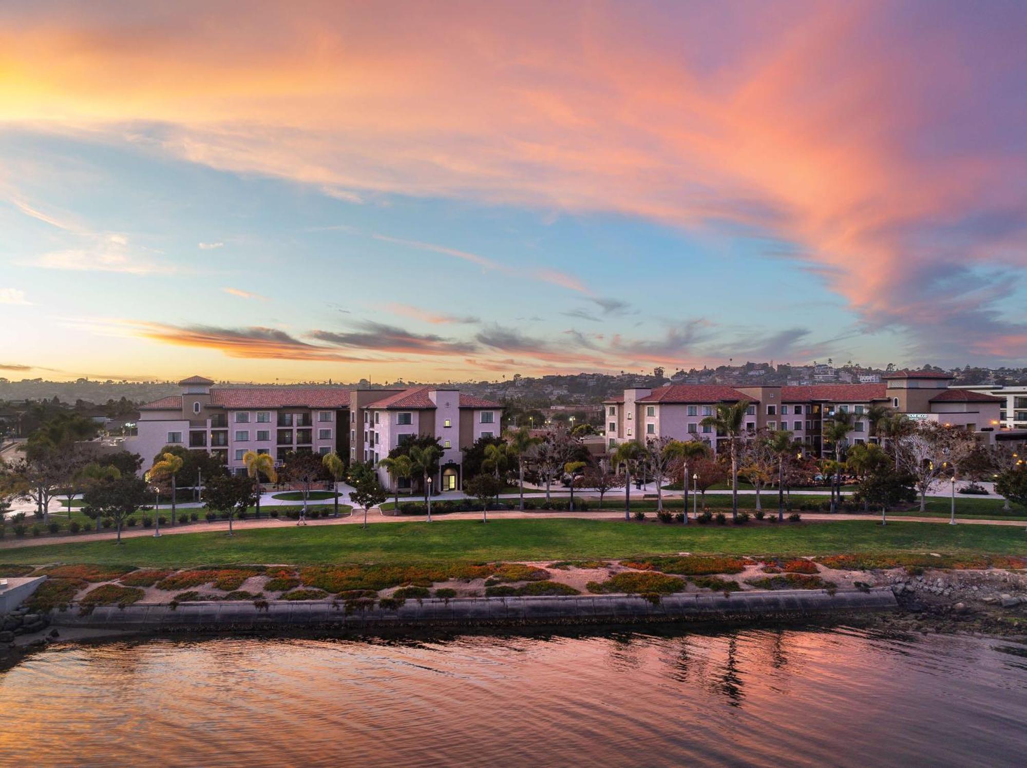 Homewood Suites By Hilton San Diego Airport-Liberty Station Exteriör bild